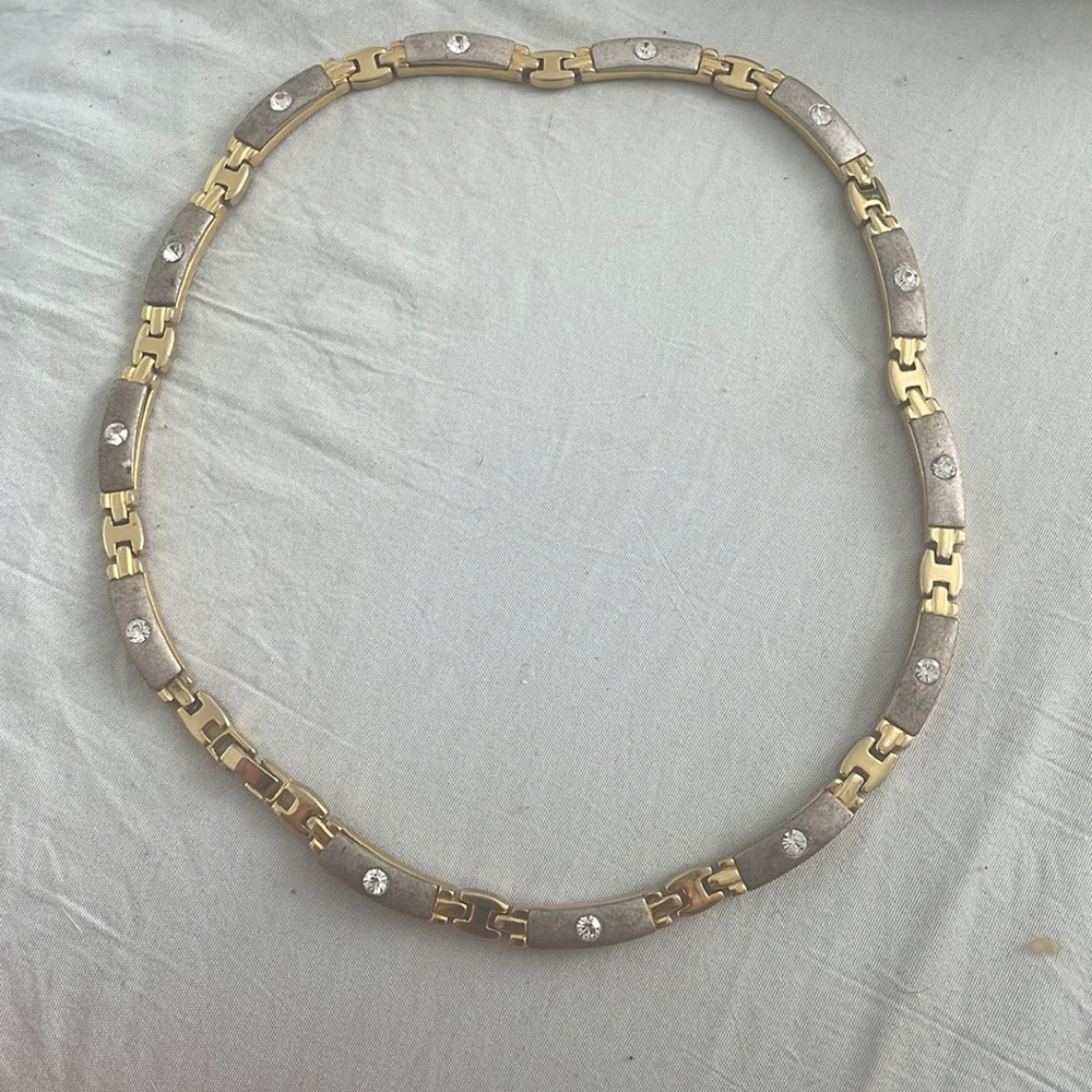 Kismet gold necklace